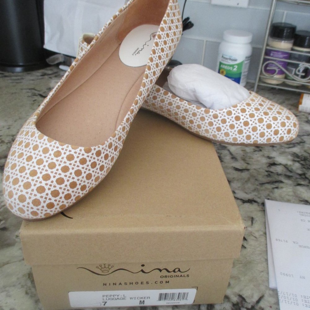 Nina Originals Ballet Flats PEPPY LUGGAGE WICKER YELLOW COLOR Size 7 NEW w/Box